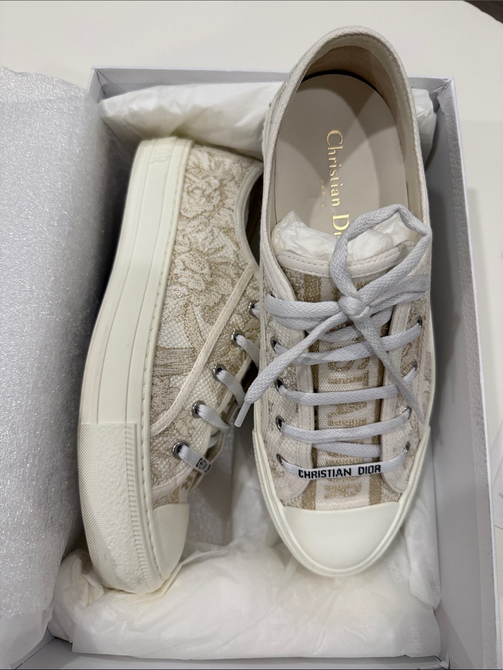 Christian Dior Walk'N'Dior Jardin d'Hiver Embroidered Sneakers EU 40 White